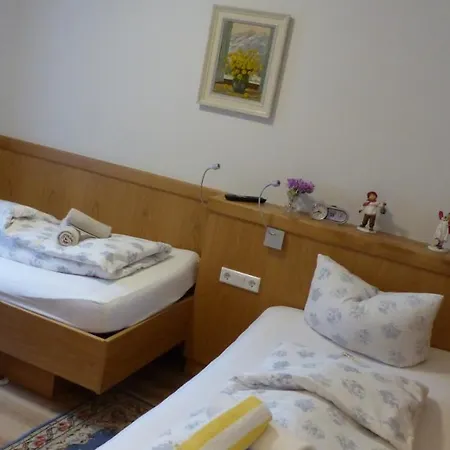 Frühstückspension Aussichtsbauernhofpension Hof Gretchens *